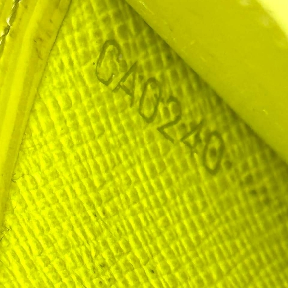 ▪️🎾 LOUIS VUITTON EPI CARDHOLDER 🎾◾️ - Picture 5 of 8